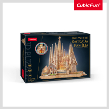                             CubicFun - Puzzle 3D Sagrada Familia 696 dílků                        