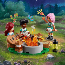                             LEGO® Friends 42624 Útulné chatky na dobrodružném táboře                        