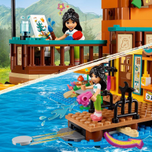                             LEGO® Friends 42626 Dobrodružný tábor s vodními sporty                        