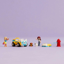                             LEGO® Friends 42635 Pojízdný psí salón                        