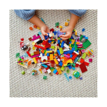                             LEGO® Classic 11013 Průhledné kreativní kostky                        
