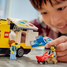                             LEGO® City 60500 Dodávka LEGO®                        