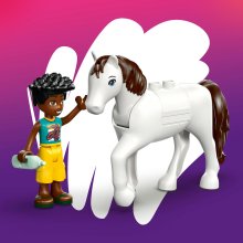                             LEGO® Friends 42696 Veterinární klinika se zvířátky                        