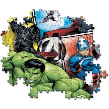                             Clementoni - Puzzle 104 Avengers                        