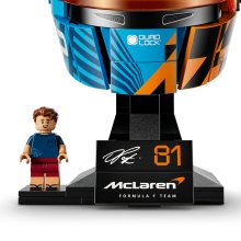                             LEGO® Edition 43017 Helma Oscar Piastri z týmu McLaren Mastercard F1®                        