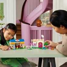                             LEGO® Animal Crossing™ 77050 Nook's Cranny a dům Rosie                        