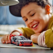                             LEGO® Speed Champions 76921 Závodní auto Audi S1 e-tron quattro                        