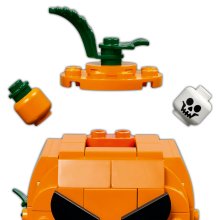                             LEGO® Iconic 40822 Pick-up s halloweenskými dýněmi                        