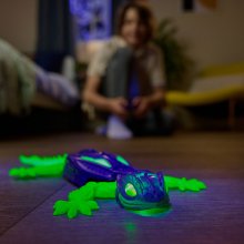                             R/C Hex Bots Fosforeskující gekon lezoucí po stěnách                        