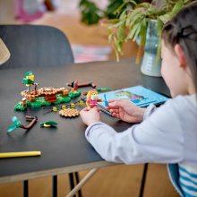                             LEGO® Super Mario™ 71421 Dixie Kong a koncert v džungli – rozšiřující set                        