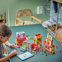                             LEGO® ǀ Disney 43245 Kouzelný dům Madrigalových                        