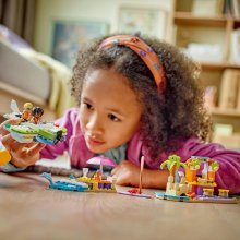                             LEGO® Friends 42672 Kreativní plážový a cestovní kufřík                        