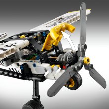                             LEGO® Technic 42198 Letadlo do vzdálených oblastí                        
