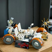                             LEGO® Technic 42182 Lunární průzkumné vozidlo NASA Apollo - LRV                        
