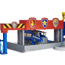                             Tlapková Patrola - big trucks velká garáž                        