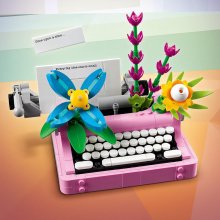                             LEGO® Creator 3 v 1 31169 Psací stroj s květinami                        