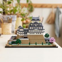                             LEGO® Architecture 21060 Hrad Himedži                        