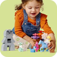                             LEGO® DUPLO® ǀ Disney 10418 Elsa a Bruni v začarovaném lese                        