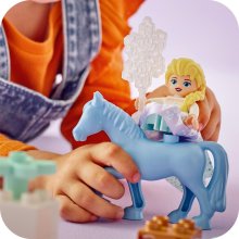                             LEGO® DUPLO® ǀ Disney 10418 Elsa a Bruni v začarovaném lese                        