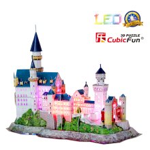                             CubicFun - Puzzle 3D Zámek Neuschwanstein s LED světlem - 128 dílků                        