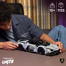                             LEGO® Technic 42214 Lamborghini Revuelto                        