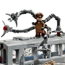                             LEGO® | Marvel 76321 Spider-Man vs. Doc Ock: Scéna v metru                        