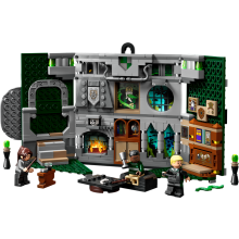                             LEGO® Harry Potter™ 76410 Zástava Zmijozelu                        