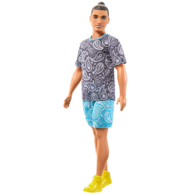                             Barbie model Ken - tričko s kašmírovým vzorem                        