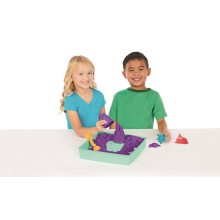                             Spin Master Kinetic Sand krabice tekutého písku s podložkou FIALOVÁ                        