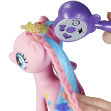                            Hasbro E3489 - My Little Pony Magický vlasový salon                        