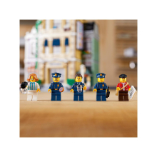                            LEGO® Icons 10278 Policejní stanice                        