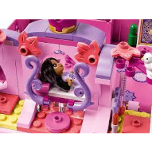                             LEGO® I Disney Princess™ 43201 Kouzelné dveře Isabely                        