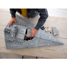                             LEGO® Star Wars™ 75252 Imperiální hvězdný destruktor                        