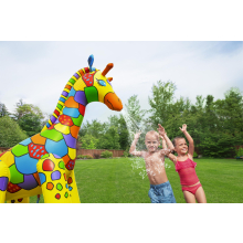                             BESTWAY 52384 - Jumbo Žirafa Sprinkler 142 x 104 x 198cm                        