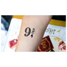                             Clementoni - Harry Potter Magická tetovácí sada                        