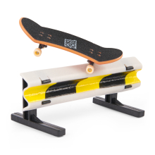                             Spin Master Tech Deck Fingerboard dvojbalení s překážkou                        