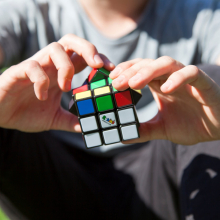                             Spin Master RUBIKS - Rubikova kostka sada 3x3 2x2 a 3x3 přívěsek                        