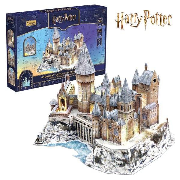 CubicFun - Puzzle 3D Harry Potter: Zasněžený Bradavický hrad s LED osvětlením 202 dílků